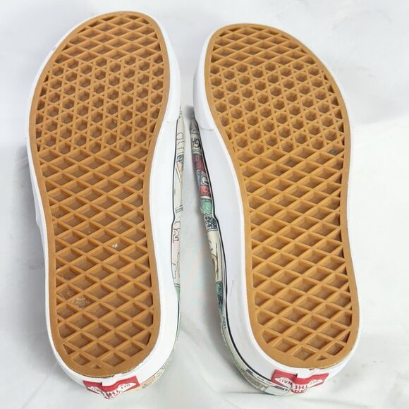 Vans x Peanuts Snoopy Comic Strip Men’s Size 6/7.5 womens – Limited Edition 2017 - Picture 7 of 11